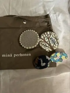 mina perhonen ギフト　サンキューベリーバッチ　ベージュ系