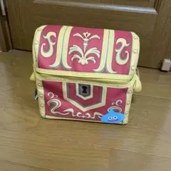 ドラクエ　AM　保温保冷できちゃう　宝箱 赤い宝箱