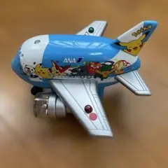 ANA ポケモンジェット 飛行機　おもちゃ　アナ　全日空