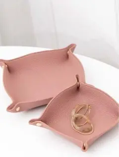 レザートレイ　トレー　ピンク　ゴールドボタン　小物入れ　折りたたみ