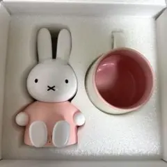 ミッフィー 首フリぬいぐるみスピーカー 　USB電源 Miffy ミッフィー 首フリぬいぐるみスピーカー (ぬいぐるみ