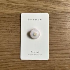 h.w.g ハグ　花形ブローチ 陶器製　***即購入可能
