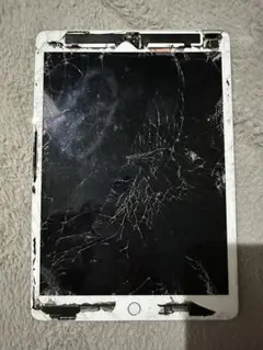 iPad 第8世代 128GB ジャンク品