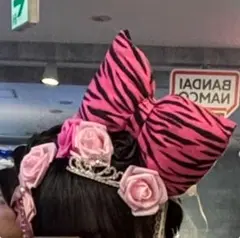 盛り髪❤︎ピンクと黒のストライプリボンヘアゴムゼブラ