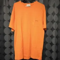 GUESS オレンジ ポケット付 Tシャツ 新品