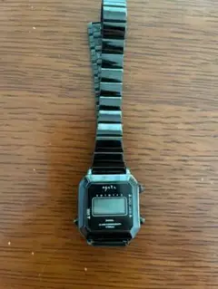 agete デジタル　時計