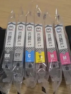 Item thumbnail for item b79abe43-dc7a-458e-9769-5d7b61e04ed8