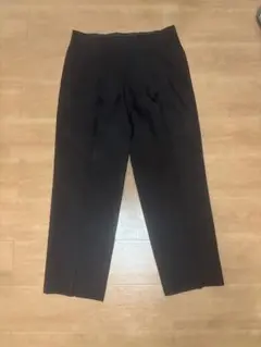 スラックス　ブラック