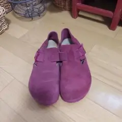 Item thumbnail for item 35a9476c-141b-4044-a7a2-697c13d16f44