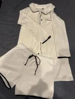 Item thumbnail for item 78afdb06-4a0a-45f7-b3c0-2a328b489d30