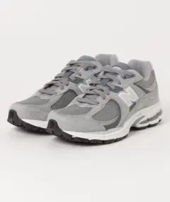 【極美品】　NEW BALANCE 2002r grey