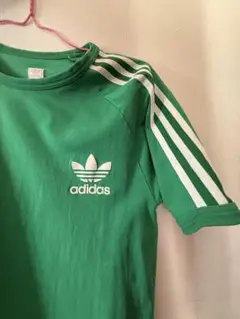 adidasTシャツ