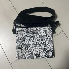bt21 サコッシュバッグ