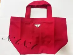 プラダ　最新ロゴ　ノベルティ　トート　レッド