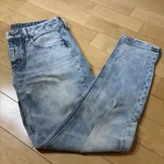 【AMERICAN EAGLE】アウトフィッターズ ストレートデニム