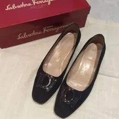 Salvatore Ferragamo パンプス 黒