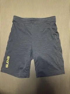 スキンズ　ハーフパンツ