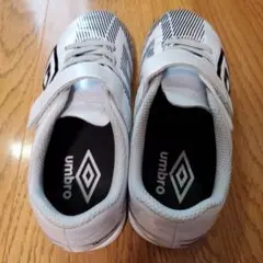 umbro サッカーシューズ ホワイト18.5センチ