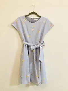【美品】earth music&ecology 花柄ワンピース