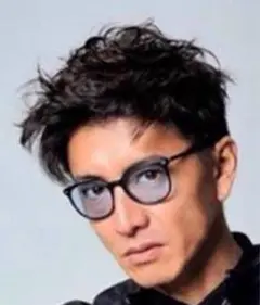 RAYBANサングラス　レイバンサングラス　風　ブルーサングラス