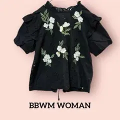 BBWM WOMAN 花柄半袖カットソー カットワーク 刺繍 フリル リボン 黒