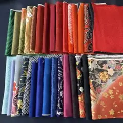 (25) 正絹はぎれ30色　振袖生地　ハギレ　つまみ細工　まとめ　吊るし飾り