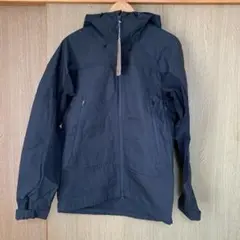 フェールラーベン Abisko Lite Trekking Jacket