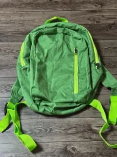 キッズリュック　リュック　折りたたみ　グリーン　新品　未使用