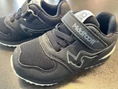 《新品》Madfoot! ブラック スニーカー 15.0