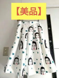 【美品】フレアスカート 顔プリント ホワイト
