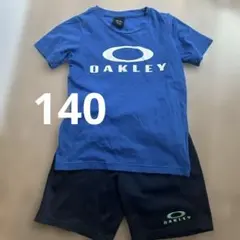 OAKLEY 上下セット　青 Tシャツ 紺ショートパンツ　140