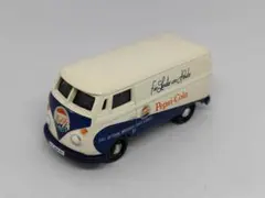 Item thumbnail for item c35df4d1-3556-4fb3-9380-9879780d9d86