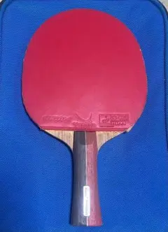 卓球ラケット　ヤサカ　赤黒ラバー