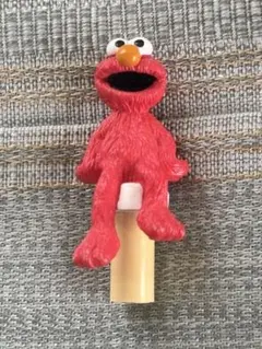 3センチくらいの　エルモ フィギュア 赤