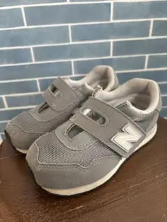 New Balance 515 グレー ベルト付きスニーカー　美品