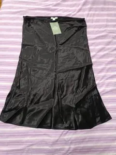 H&M ブラック フレアスカート