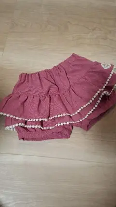 キッコリー　美品　フリルスカート風パンツ　ピンク　９０