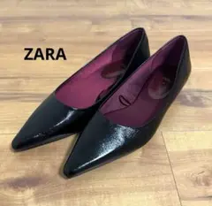 【美品】ZARA エナメル風ポインテッドトゥシューズ　ブラック　36