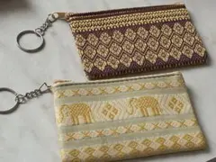9月末まで値引き！エスニック 刺繍 ポーチ 2つセット