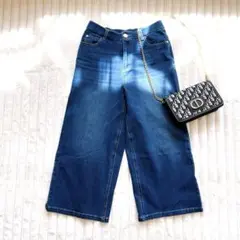 Item thumbnail for item f00d1d31-732b-4ee6-b74e-44c698c96180