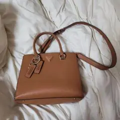 GUESS 1981 ハンドバッグ ブラウン