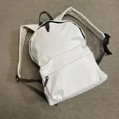 処分価格‼️ベース　真っ白ポリリュック