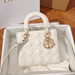 美品☆Dior ❤️ホワイト キルティング ハンドバッグ