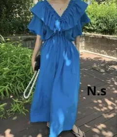 N.s Vネックフリルロングワンピース