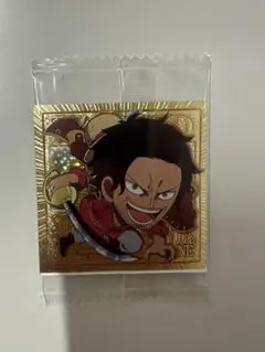 ワンピース　シールウエハース　ゴールドパラレルロジャー　裏面ドクトルホグバック