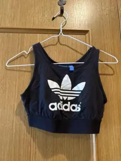 adidas トップス