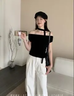 オフショルダー ブラック ノースリーブ トップス