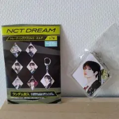 ファミマ　NCT DREAM アクリルキーホルダー　チソン