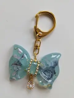 ✨新色✨ぷっくりリボン♡レジンキーホルダー　DOLPHIN