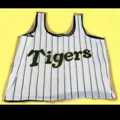 阪神タイガース　着れるエコバッグ　非売品　応援グッズ　エコバッグ　優勝　バック